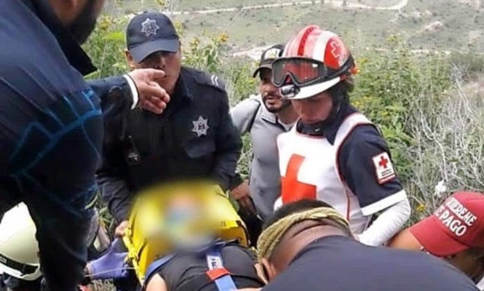 Cae joven del Cerro del Picacho tras tomarse una selfie