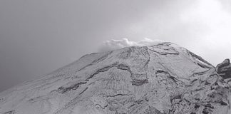 Volcán Popocatépetl "se viste de blanco" por nevadas